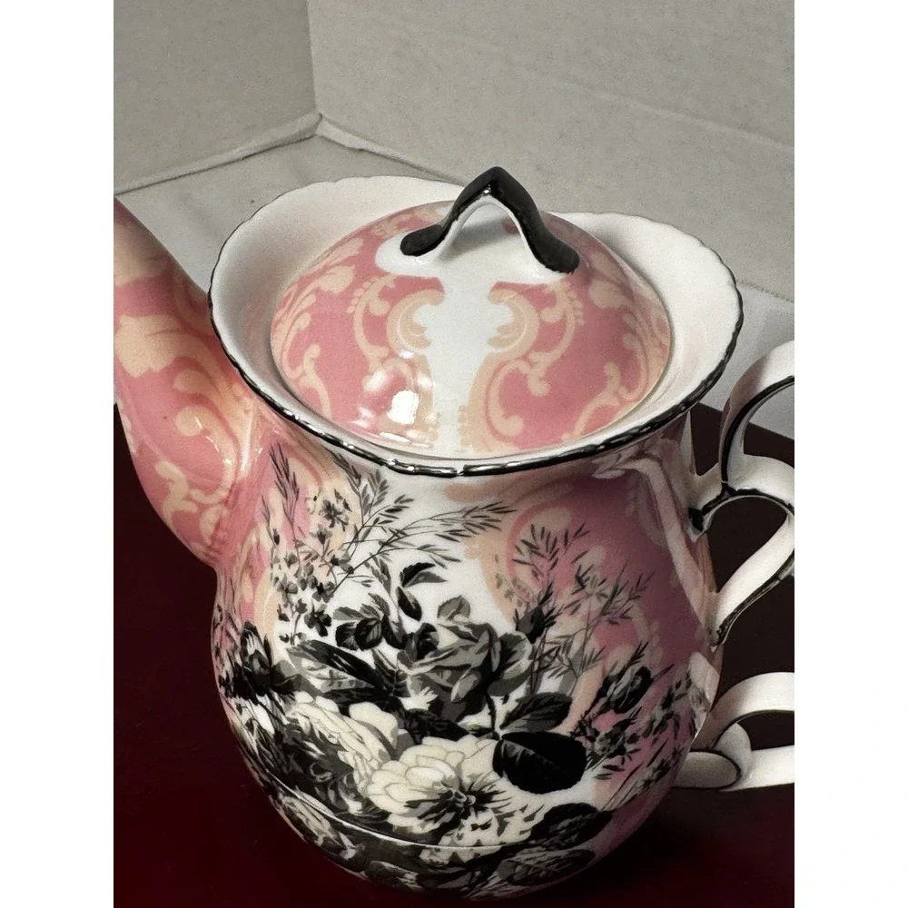 3 Piece Tea Pot With Cup pink Black and white Tea pot with lid In Excellent Cond